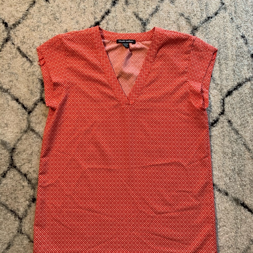 Red blouse - Picture 2 of 5
